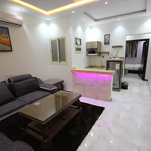 أجنحة العاذرية الفندقية 3* الرياض